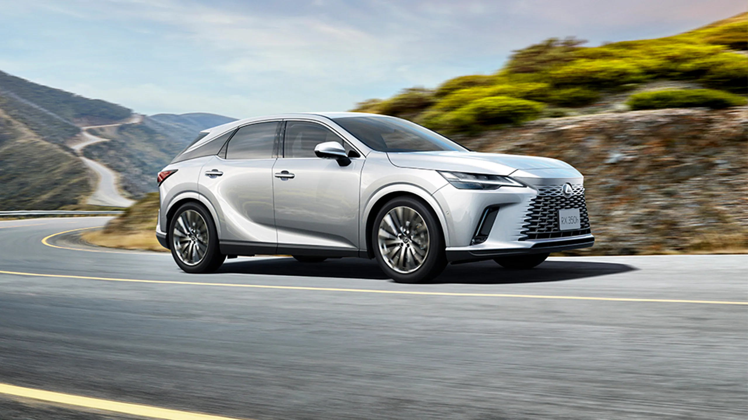 Lexus Fine-Tuned The New RX At The Nürburgring